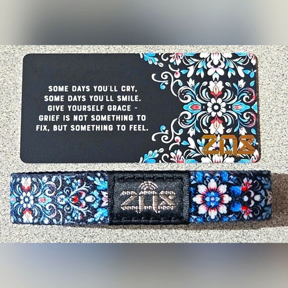 ZOX "GRIEVING IS A PROCESS" #616 INTERACTIVE MED  collectible wristband - Picture 3 of 3